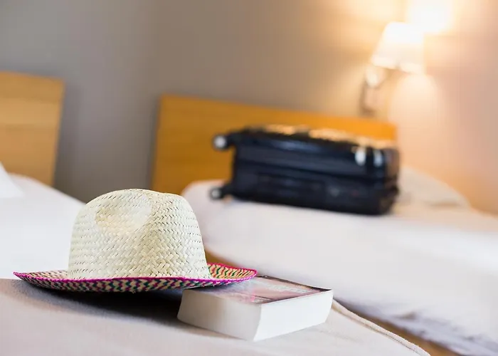 Domaine De Garabaud Hotel 2*