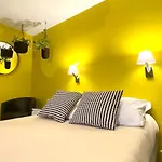 Hotel Domaine De Garabaud Mazères