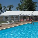 Domaine De Garabaud Hotel