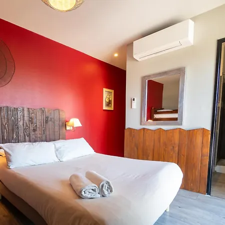 Domaine De Garabaud Hotel 2*