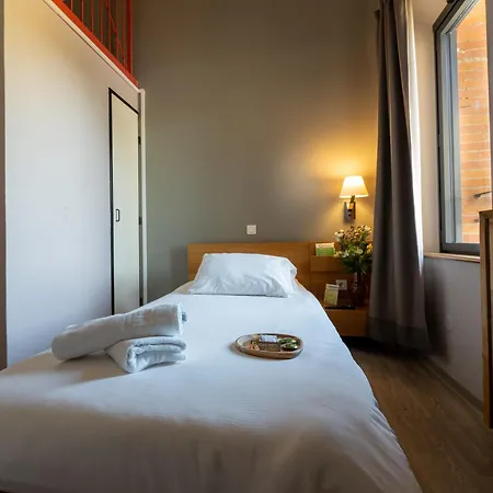 Domaine De Garabaud 2* 메이져스