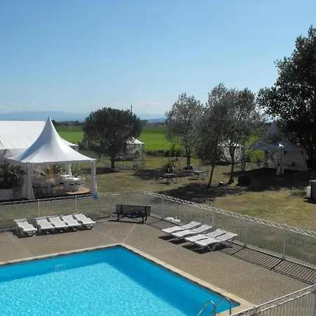 Hotel Domaine De Garabaud Mazères